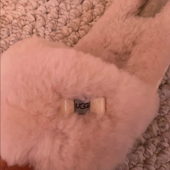 ugg slippers - Picture 2 of 4